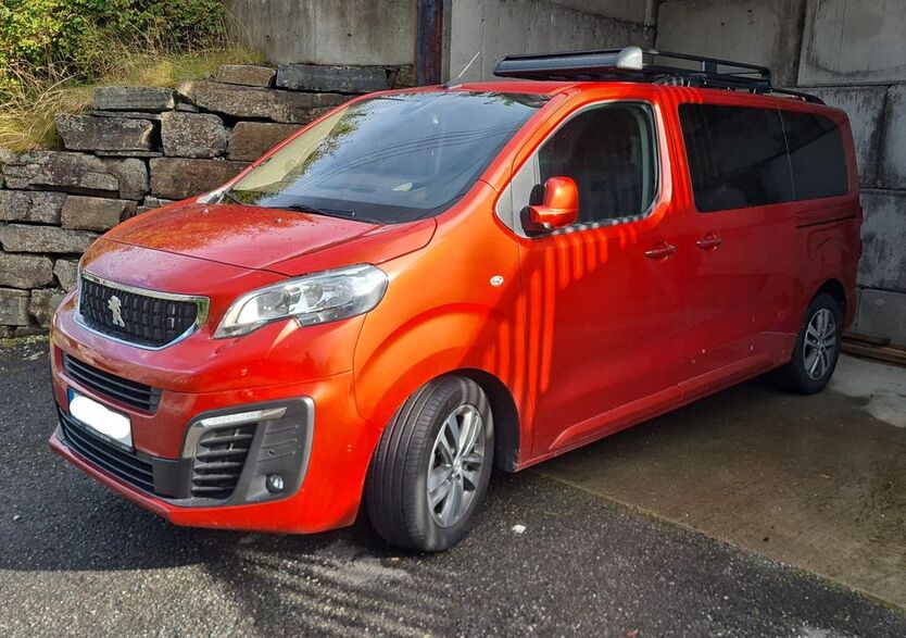 Peugeot Traveller 43.300 km 34.000 € Düsseldorf 40225