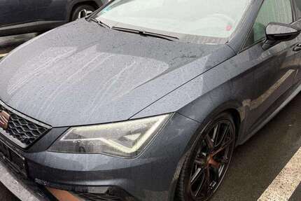 Seat Leon 57.100 km 29.999 € Mittelbach 09224