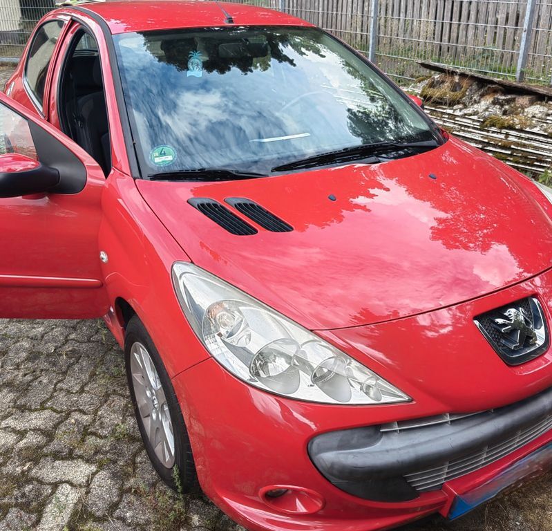 Peugeot 206 200.000 km 1.549 € Durlach 76227
