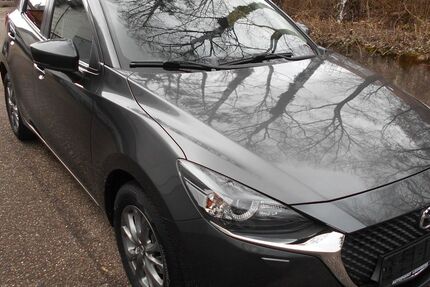 Mazda 2 27.000 km 15.990 € Leonberg 71229