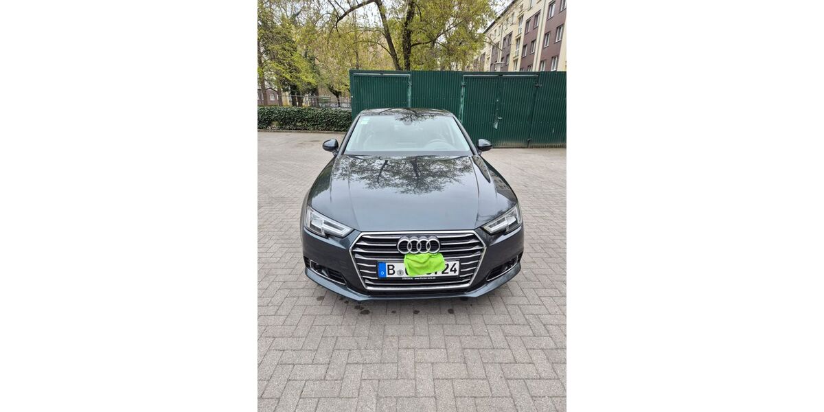 Audi A4 115.858 km 16.700 &euro; Berlin 10243