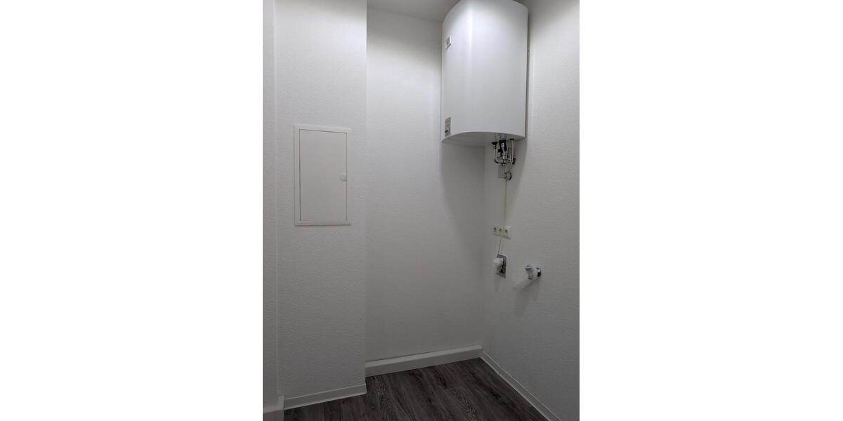 Erdgeschoßwohnung Sangerhausen - 2 Zimmer, 64 m&sup2;, 400&euro; | Angebot:26635235