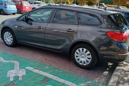 Opel Astra 129.888 km 5.888 &euro; München 81539