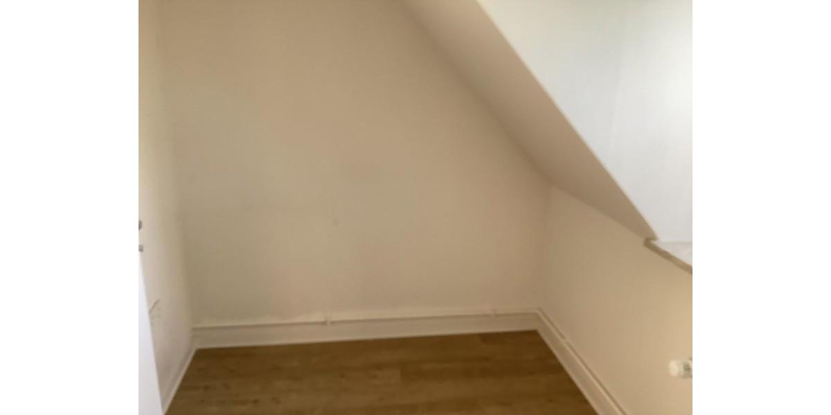 Dachgeschoßwohnung Lübeck Sankt Jürgen - 1 Zimmer, 25 m&sup2;, 289&euro; | Angebot:25442919