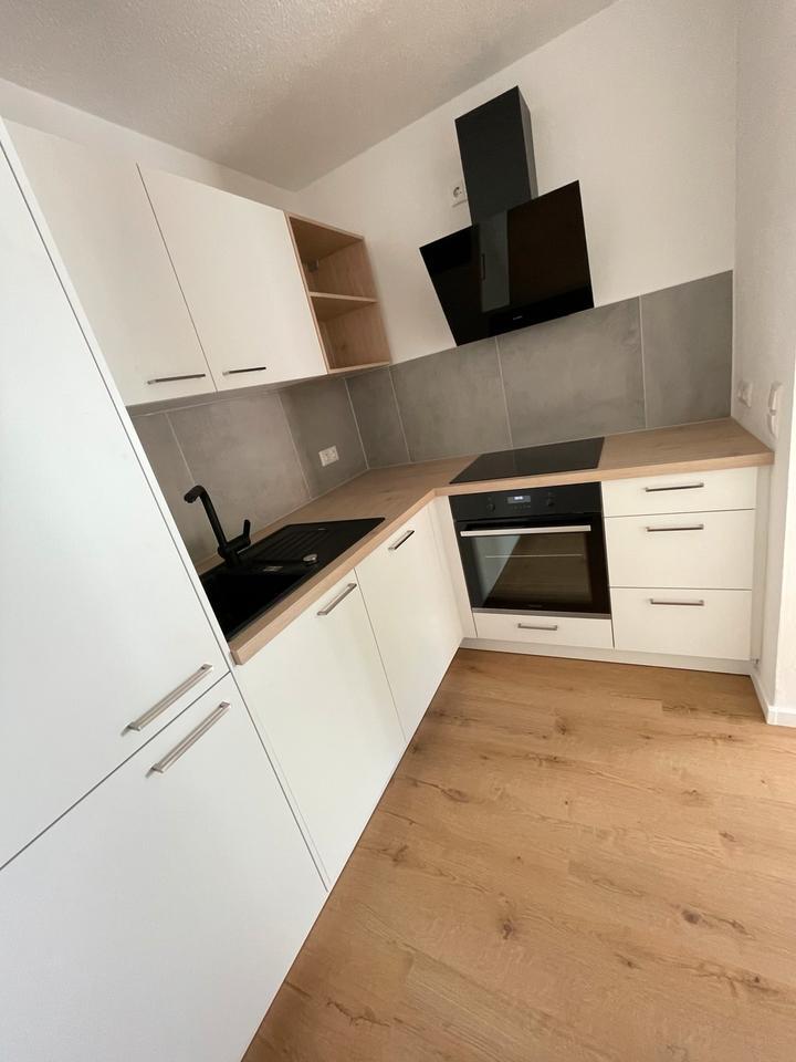 hochwertig sanierte 2-Zimmer Wohnung im Herzen von Dingolfing