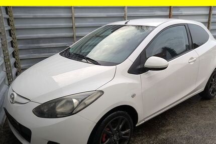 Mazda 2 209.157 km 1.100 &euro; Lübeck 23556