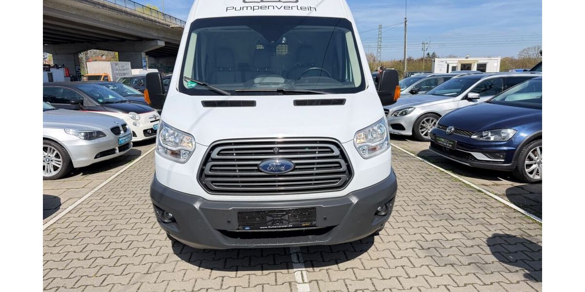 Ford Transit 122.260 km 13.300 &euro; München OT Trudering-Riem 81825
