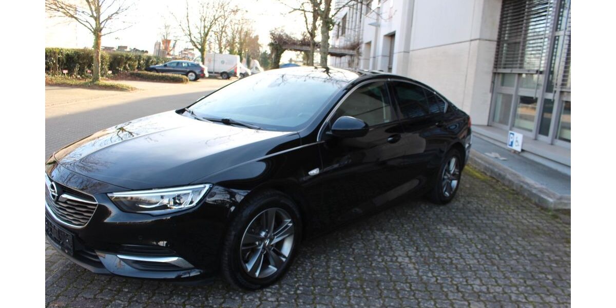 Opel Insignia 166.000 km 10.900 &euro; Rüsselsheim 65428