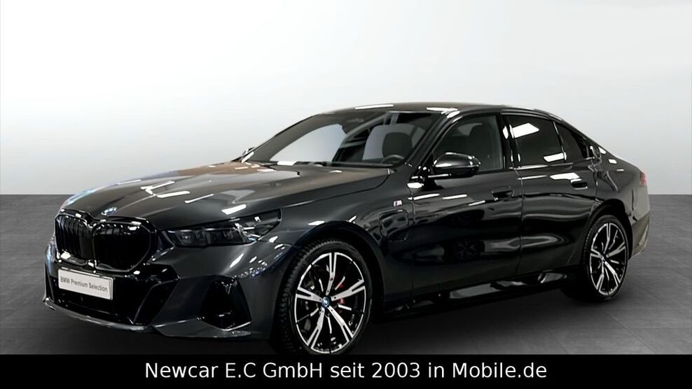 BMW 530 7.100 km 66.033 € Berlin 14052