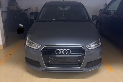 Audi A1 80.000 km 14.999 &euro; Bad Reichenhall 83435