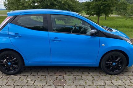 Toyota Aygo (X) 49.462 km 6.900 &euro; Schwäbisch Hall 74523