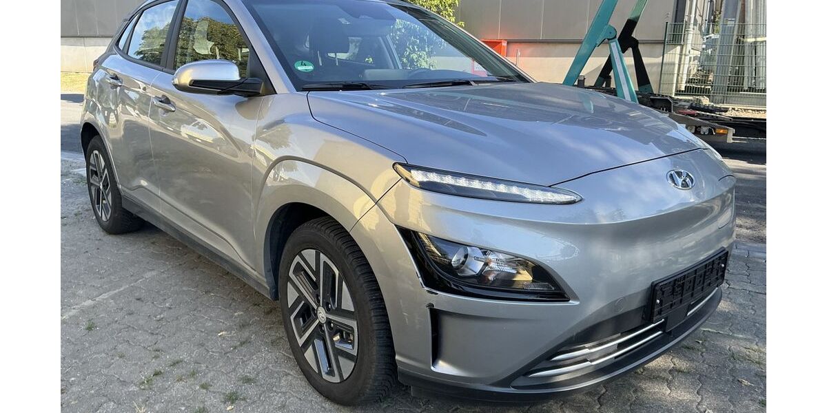 Hyundai KONA 12.000 km 18.800 &euro; Eitorf 53783