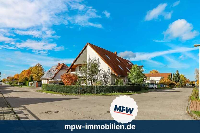 Haus zum Kaufen in Fredersdorf-Vogelsdorf 497.000 € 305 m²
