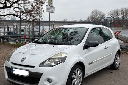 Renault Clio 175.044 km 1.950 &euro; Reichenau 78479