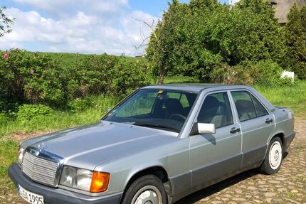 Mercedes-Benz 190 228.000 km 1.950 &euro; Haseldorf 25489