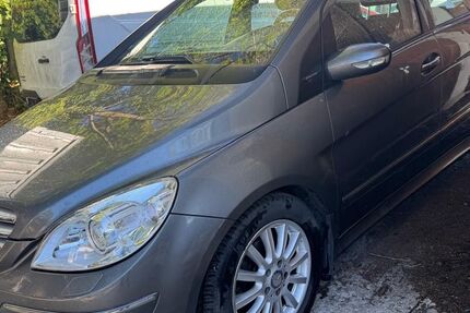 Mercedes-Benz B 200 199.971 km 2.290 &euro; Traunwalchen 83374