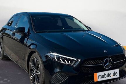 Mercedes-Benz A -Klasse A 200 Burmester, Navi, Win 14.650 km 31.950 € 0Null