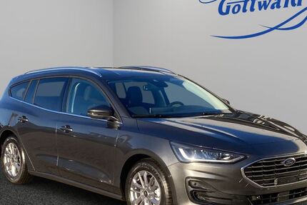 Ford Focus 1.500 km 32.490 &euro; Luckenwalde 14943
