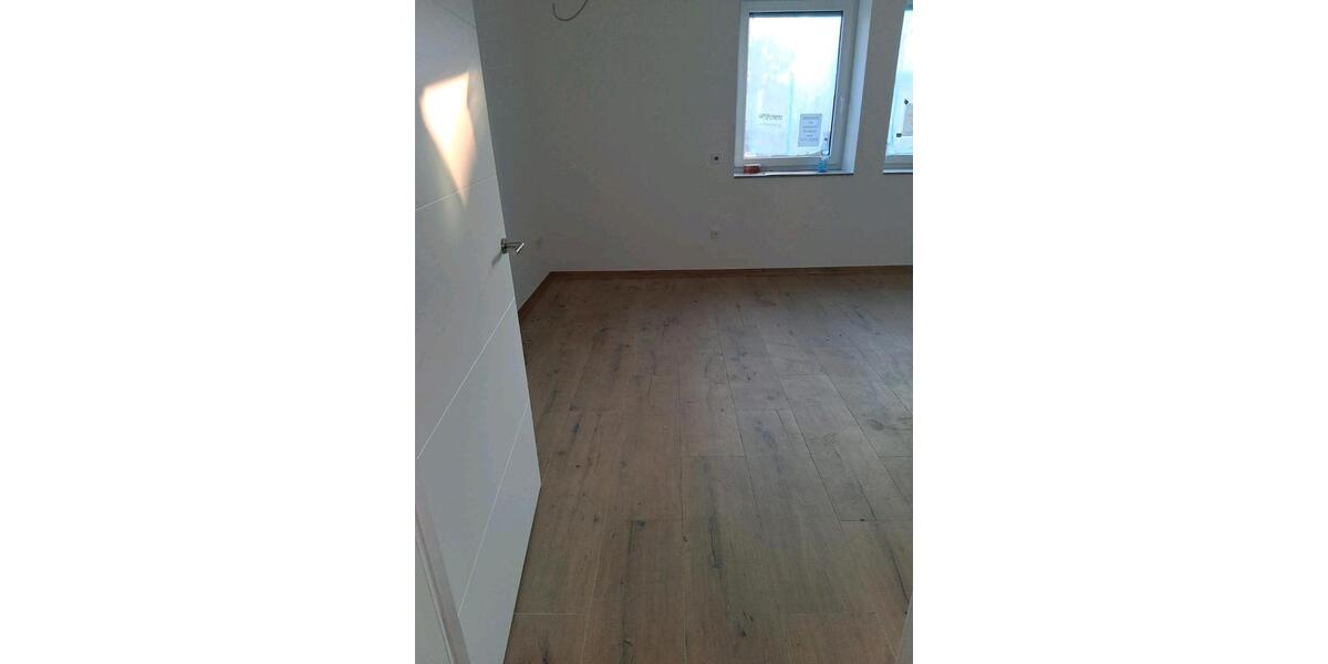 Doppelhaushälfte Rheinberg - 2 Zimmer, 120 m&sup2;, 1.660&euro; | Angebot:24802317
