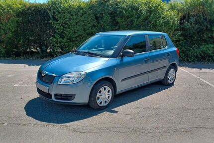 Skoda Fabia 122.000 km 2.450 &euro; Tuttlingen 78532