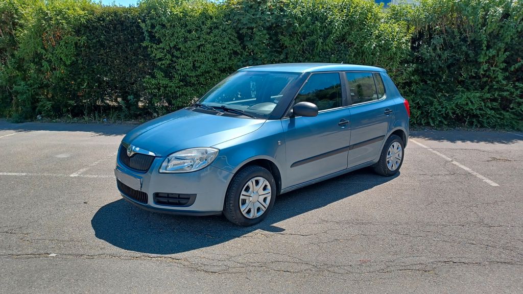 Skoda Fabia 122.000 km 2.450 &euro; Tuttlingen 78532