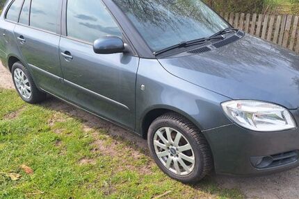 Skoda Fabia 127.100 km 3.990 &euro; Cuxhaven 27474