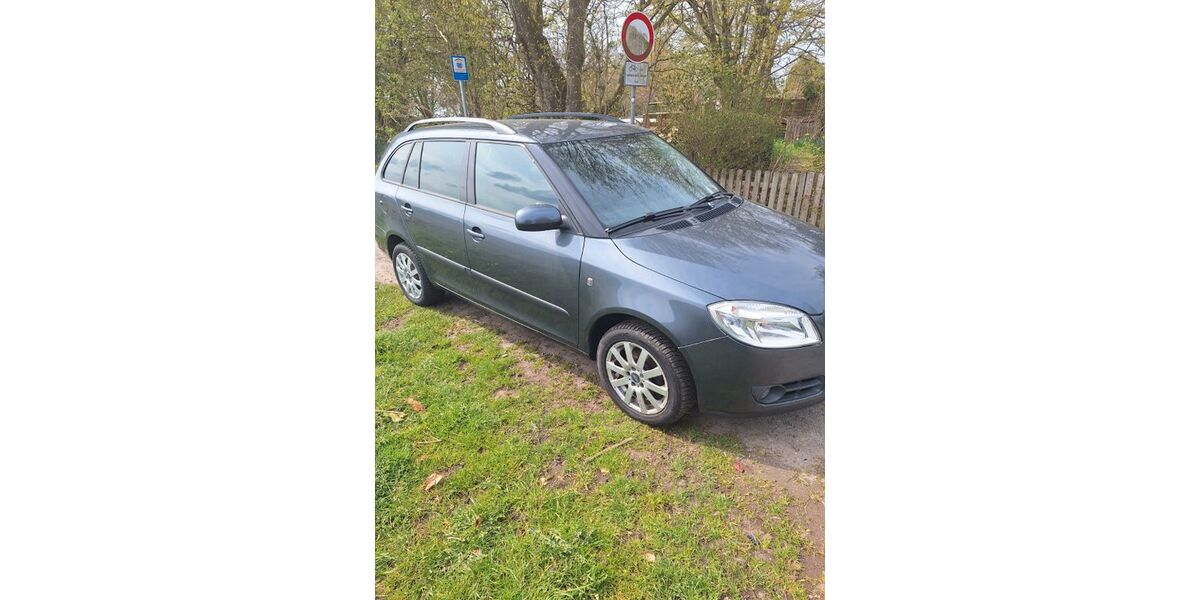 Skoda Fabia 127.100 km 3.990 &euro; Cuxhaven 27474