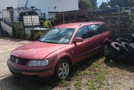 VW Passat 298.780 km 2.999 € offenburg 77656