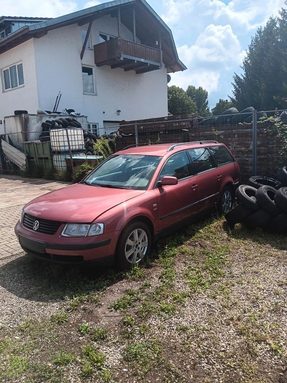 VW Passat 298.780 km 2.999 € offenburg 77656