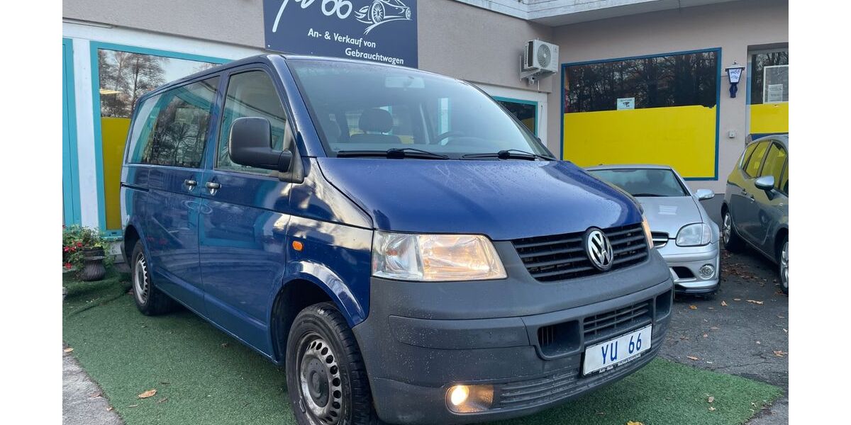 VW T5 Transporter 350.000 km 5.490 &euro; Marktrodach 96364