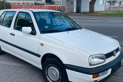 VW Golf 135.000 km 2.499 &euro; Friedrichshafen 88046