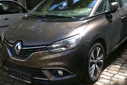 Renault Scenic 114.500 km 8.300 &euro; Grevenbroich 41516