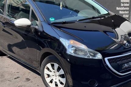 Peugeot 208 125.000 km 2.999 &euro; Wuppertal 42117