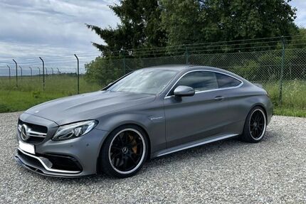 Mercedes C 63 AMG