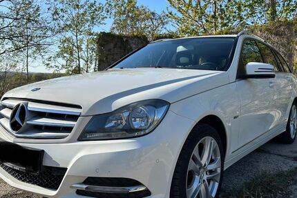 Mercedes-Benz C 180 159.673 km 10.600 &euro; Vierkirchen 02894