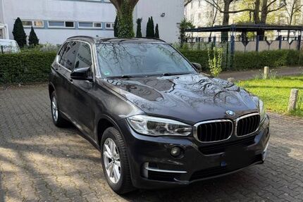 BMW X5 157.028 km 24.000 &euro; Frankfurt 65933