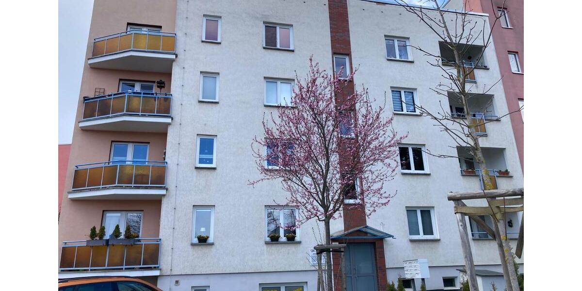 Etagenwohnung Weida - 4 Zimmer, 83 m&sup2;, 88.500&euro; | Angebot:26942154