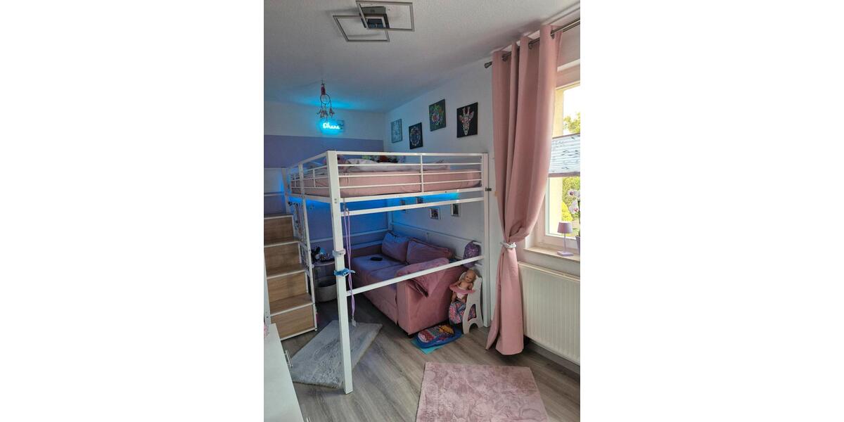 Etagenwohnung Bad Liebenstein - 3 Zimmer, 65 m&sup2;, 670&euro; | Angebot:25978972