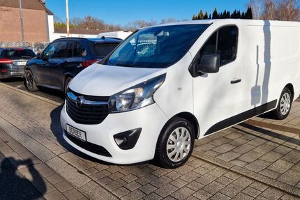 Opel Vivaro 182.619 km 9.470 &euro; Herten 45701