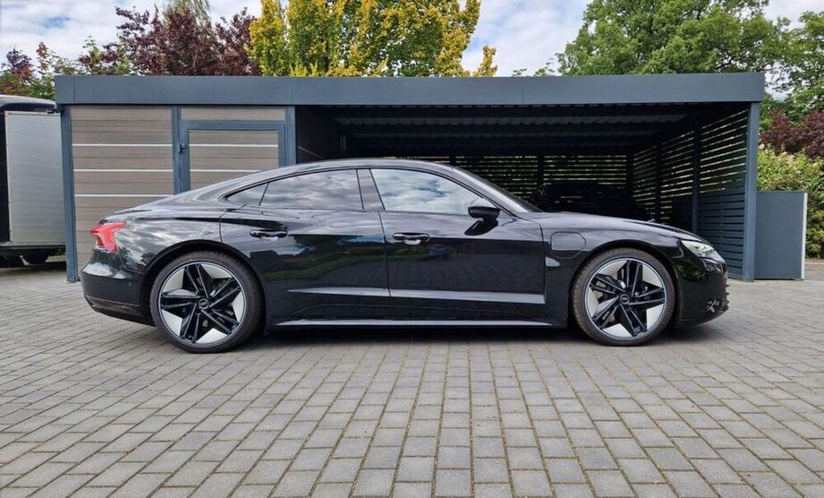 RS e-tron GT