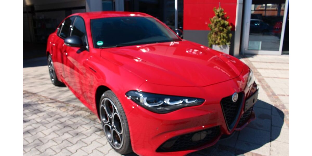 Alfa Romeo Giulia 8.500 km 35.900 &euro; Weilheim 82362