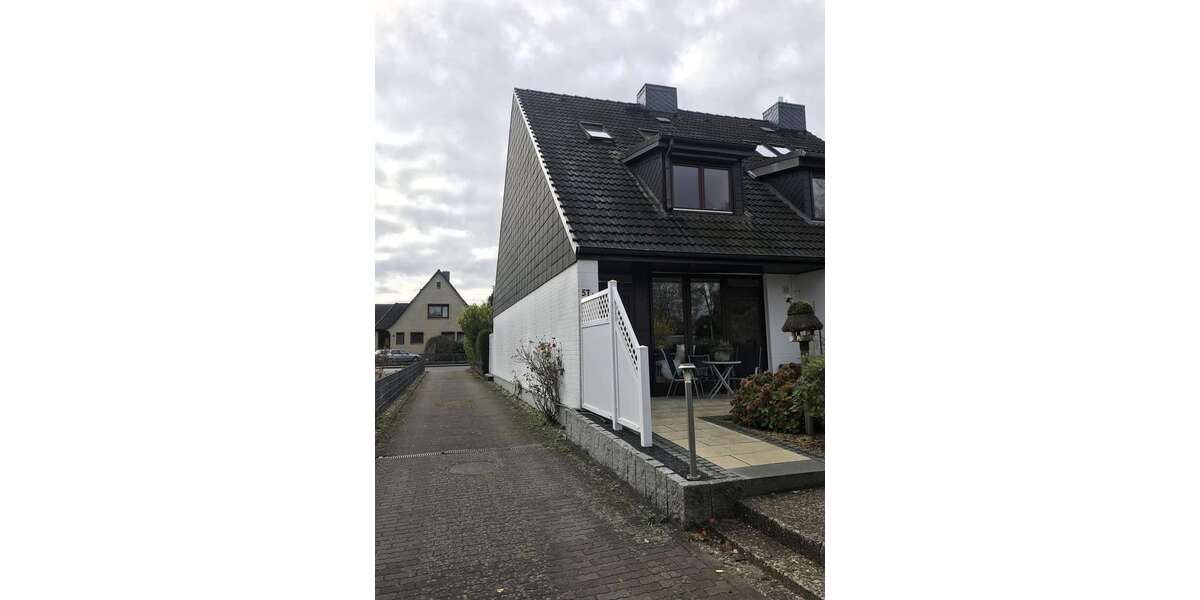 Haus zum Mieten in Schenefeld 2.630 € 122 m² 5 zimmer