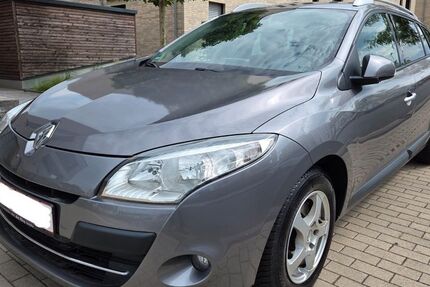Renault Megane 194.741 km 3.490 &euro; Dortmund 44263