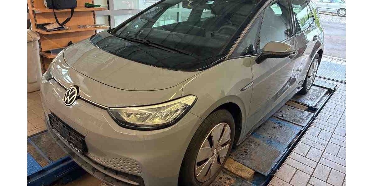VW ID.3 30.820 km 16.859 € Schleusingen 98553