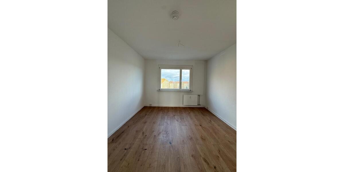 Etagenwohnung Zeithain - 4 Zimmer, 77 m&sup2;, 400&euro; | Angebot:24864325