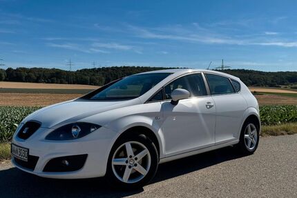 Seat Leon 178.250 km 5.100 &euro; Müllenbach 53520