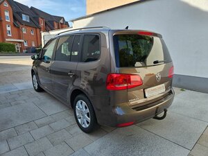VW Touran Life BMT 199.900 km 8.900 &euro; Troisdorf 53844