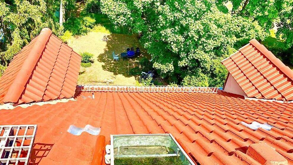 Aufgeteiltes Zinshaus mit 8 Wohneinheiten direkt am Park