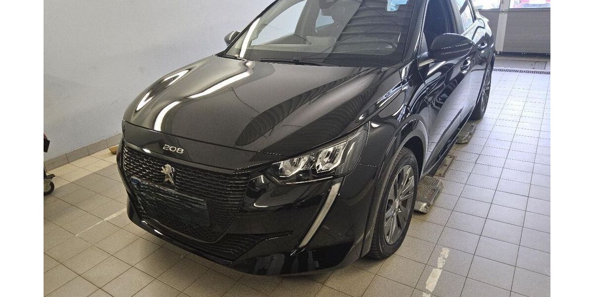Peugeot 208 36.600 km 16.490 &euro; Neustadt 31535