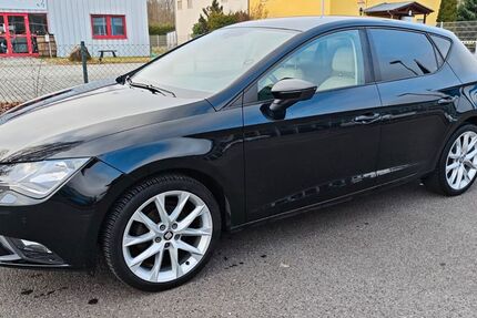 Seat Leon 132.000 km 8.800 &euro; Mittenwalde 15749